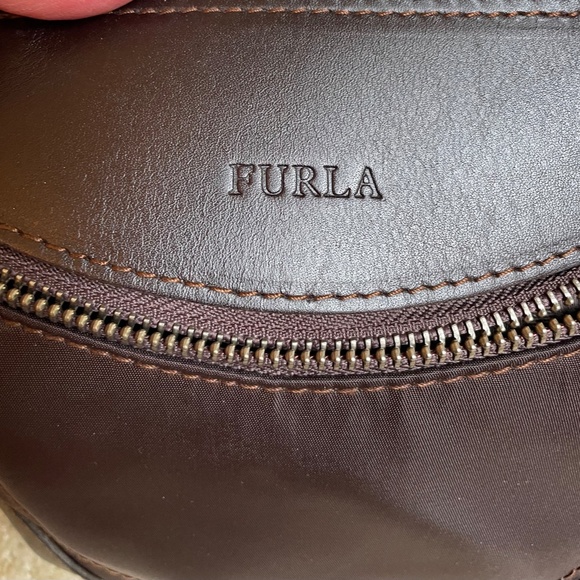 Beautiful Vintage Dark Brown Furla Handbag made in Italy - Picture 4 of 13